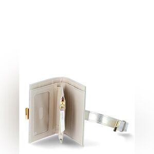 🩷💲6️⃣ {{ NWT w a l l e t t }} Cream and Gold Women's Wallet